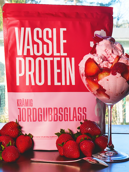 Alternativ bild 1 för Tyngre Vassle, 900 g, Krämig Jordgubbsglass